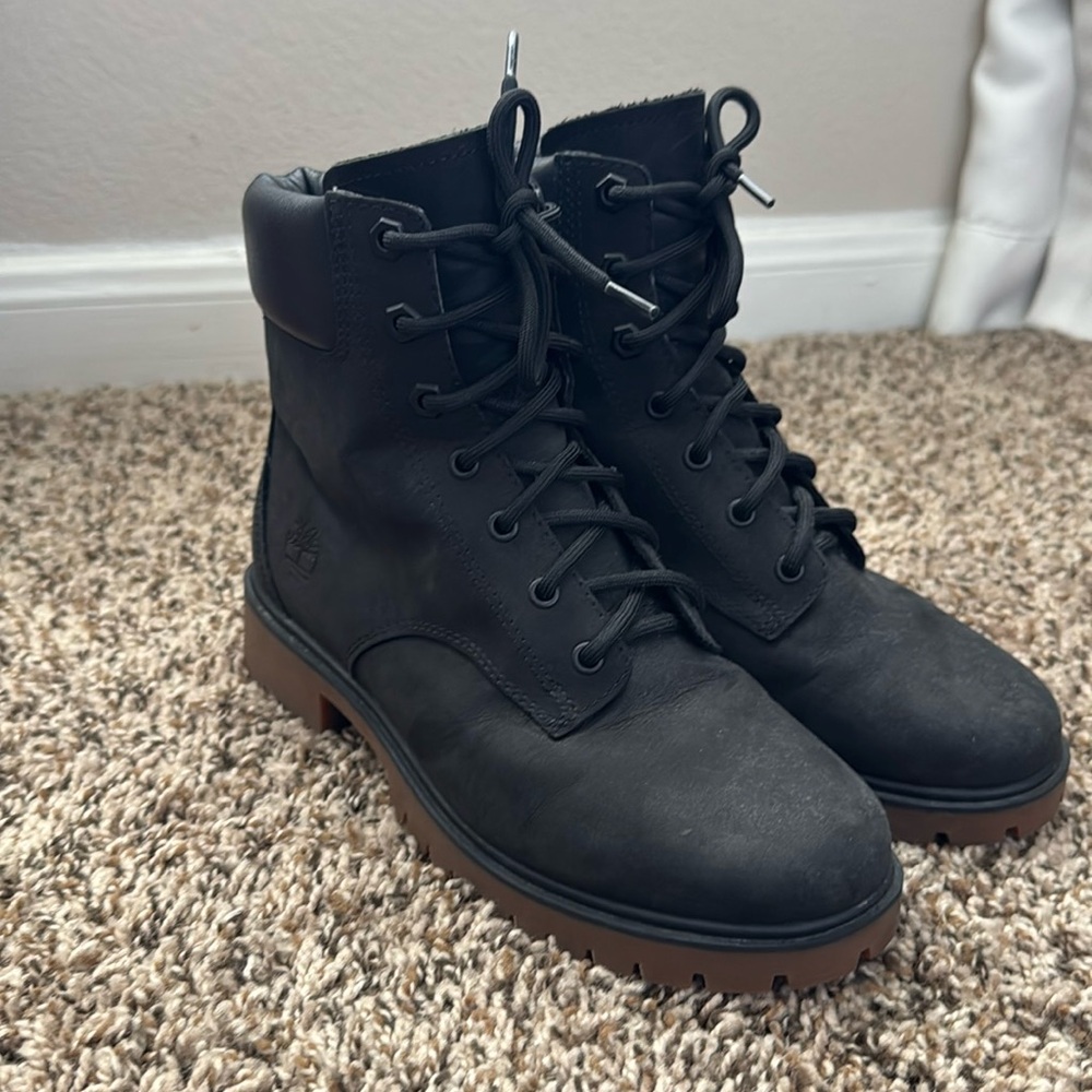 Black timberland boots